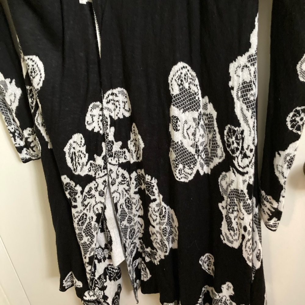 Cyrus sweater - Picture 2 of 6